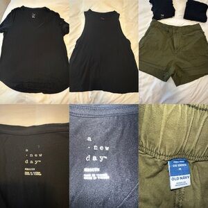 Woman’s medium outfit bundle (oc33)